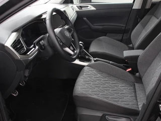Volkswagen Polo Volkswagen Polo 1.0 TSI Move | DEMO ! | Navigatie App Connect / Android Auto / Apple Carplay Climate Control Parkeer sensoren Lichtmetalen Velgen Dab Digitale Cockpit - afbeelding nr 10