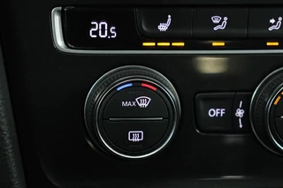 Volkswagen Golf Volkswagen Golf 1.0 TSI Comfortline | Trekhaak | Stoelverwarming |  Massage | Climate control | PDC | Cruise control - afbeelding nr 16