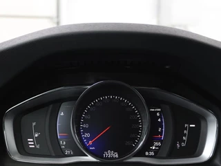 Volvo V60 Volvo V60 1.5 T3 R-Design | Stoelverwarming | Xenon |  Leder/Alcantara | Navigatie | Trekhaak | Parkeerhulp | Climate control | Cruise control - afbeelding nr 24