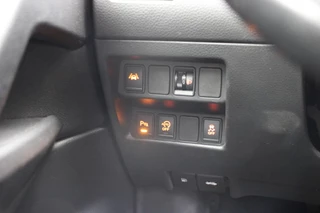 Nissan QASHQAI Nissan QASHQAI 1.2 Acenta - Navi, Cruise, Clima, Stoelverwarming, Trekhaak - afbeelding nr 24
