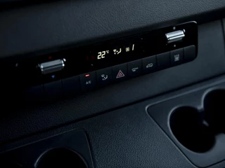 Mercedes-Benz Sprinter Mercedes-Benz Sprinter 316 2.2 CDI L2H2 7G-tronic | Distronic | LED | Gr.lichtass. | Standkachel | Lane Assist | Leer | Stoelverwarming | 17
