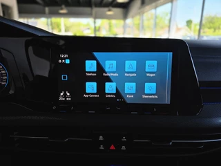 Volkswagen Golf Volkswagen Golf 1.4 eHybrid GTE / Dealer Onderhouden / IQ Light / Stoelverwarming / CarPlay - afbeelding nr 7