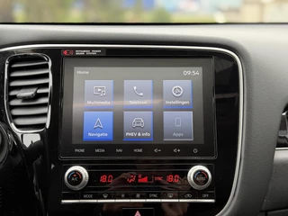 Mitsubishi Outlander Mitsubishi Outlander 2.4 PHEV Intense+ | Panorama | Apple Carplay | Trekhaak | - afbeelding nr 29