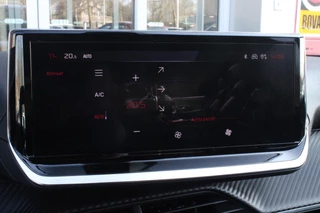 Peugeot 2008 Peugeot 2008 1.2 100PK ALLURE | DRAADLOZE APPLE CARPLAY/ANDROID AUTO | ACHTERUITRIJ CAMERA | PARKEERSENSOREN VOOR EN ACHTER | NAVIGATIE | CLIMATE CONTROL | LICHTMETALEN VELGEN 17