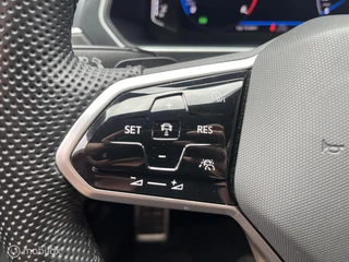 Volkswagen Tiguan Volkswagen Tiguan 1.5 TSI R-LINE*LED*360CAM*ACC*PDC*NAVI* - afbeelding nr 21