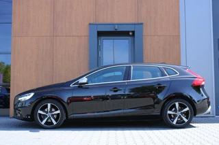 Volvo V40 Volvo V40 2.0 T4 Business Sport | Camera | Stoelverwarming - afbeelding nr 2