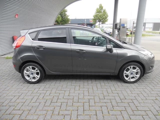 Ford Fiesta Ford Fiesta 1.0 ECOB. TITANIUM X - afbeelding nr 6