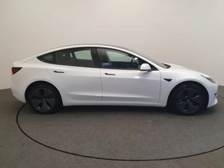 Tesla Model 3 - afbeelding nr 21