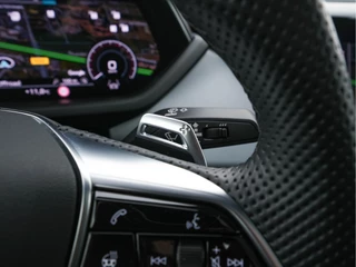 Audi e-tron GT *PANO | FULL-LEATHER | BANG&OLUFSEN-AUDIO | HEAD-UP | ADAPT.CRUISE | BLIS |  MATRIX-LED | AIR-SUSPENSION | SPORT-SEATS | SURROUND-VIEW | KEYLESS | DIGI-COCKPIT | DAB+ | NAVI-FULLMAP | 21