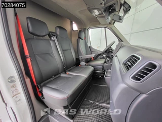 Renault Master Renault Master 165PK Paardenwagen Hengstenuitvoering Navi LED Trekhaak Airco Cruise Camera Euro6 Horsetruck 15m3 Airco Trekhaak Cruise control - afbeelding nr 14
