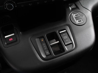 Opel Combo Opel Combo 1.5 BlueHDi 130 S&S L2 Apple Carplay / Android Auto Navigatie Trekhaak Airco Camera Cruise Control Parkeersensoren V+A DAB - afbeelding nr 27