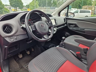 Toyota Yaris Toyota Yaris 1.3 VVT-i Dynamic - afbeelding nr 20