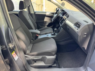Volkswagen Tiguan Volkswagen Tiguan 1.4 TSI ACT Aut Lane ass Volledig onderhouden Navi Apple CarPlay Stoel vw Nieuwe APK Perfecte conditie - afbeelding nr 24