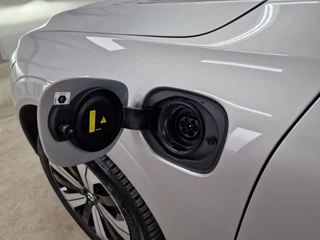Volvo XC60 Volvo XC60 2.0 T6 Plug-in hybrid AWD Plus Dark 350pk | Elek. panodak | Elektrische stoelen met geheugen | - afbeelding nr 36