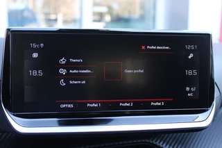 Peugeot 208 Peugeot 208 1.2 100PK AUTOMAAT ALLURE PACK | NAVIGATIE | ACHTERUITRIJ CAMERA | APPLE CARPLAY/ANDROID AUTO | LED KOPLAMPEN | LICHTMETALEN VELGEN 16