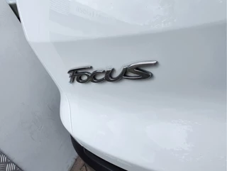 Ford Focus Ford Focus Wagon 1.0 TITANIUM Voorruitverwarming | Keyless | Cruise - afbeelding nr 38