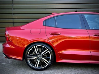 Volvo S60 Volvo S60 2.0 T5 R DESIGN PANO|HUD|HK|PILOTASS|BLINDSPOT VOL! - afbeelding nr 18