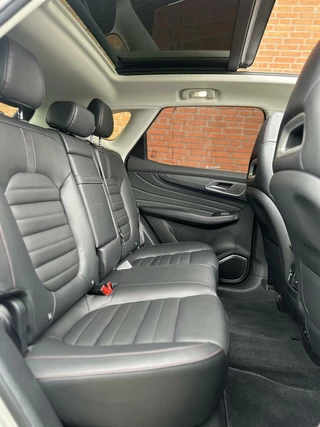 MG EHS MG EHS T-GDI PLUG-IN HYBRID LUXURY|PANO|360*|CARPLAY - afbeelding nr 9
