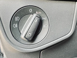 Volkswagen Polo Volkswagen Polo 1.0 TSI Highline/Automaat/ACC/Virtual/Keyless/LED Navi/AppleCarPlay/Camera - afbeelding nr 21