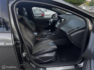 Ford Focus Ford Focus 1.5 ST-Line 182|CAM|CARPLAY|NAP| - afbeelding nr 24