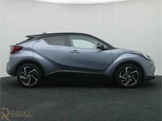 Toyota C-HR Toyota C-HR 2.0 Hybrid Bi-Tone /Cam / Cruise / Keyless / PDC - afbeelding nr 4