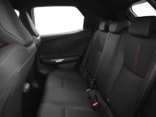 Lexus LBX Lexus LBX DEMO 1.5 Hybrid Elegant | Tech Pack | Parkeersensoren V+A | Leder - afbeelding nr 13