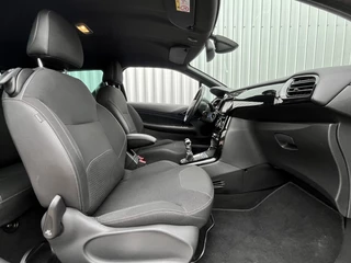 Citroën DS3 Citroën DS3 1.2 PureTech So Chic | Navigatie | Premium Audio | Climate Contr - afbeelding nr 16