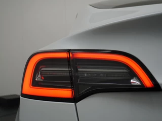 Tesla Model 3 Tesla Model 3 Standard RWD Plus 60 kWh NW TYPE ACCU | AUTOPILOT | RIJKLAAR INCL. 12 MND. BOVAGGARANTIE - afbeelding nr 5