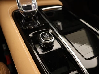 Volvo V60 Volvo V60 T6 PLUG-IN HYBRID ULTRA DARK MASSAGE STOELEN BOWERS&WILKINS TREK - afbeelding nr 28