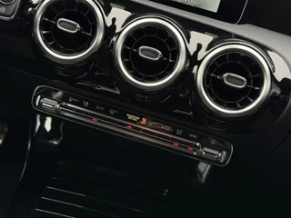 Mercedes-Benz A-Klasse Mercedes-Benz A-klasse 200 AMG | Navi | Camera | Apple Carplay | - afbeelding nr 29