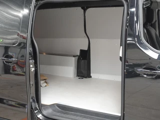 Peugeot Expert Peugeot Expert 2.0 BlueHDI 145PK L3 Automaat Airco Navigatie Trekhaak Cruise Control - afbeelding nr 9