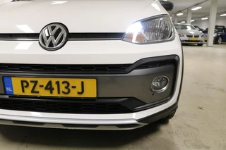 Volkswagen up! Volkswagen up! Up 1.0 BMT cross 2e EIGEN.-ORG.NL-STOELVERWARMING-ZEER NETTE - afbeelding nr 16