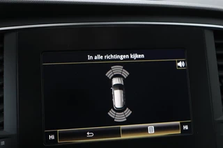 Renault Mégane Renault Mégane 1.2 TCe Zen | Trekhaak | Navigatie | Parkeerhulp |  Climate control | Cruise control | Bluetooth | DAB | Regen-/lichtsensor - afbeelding nr 12