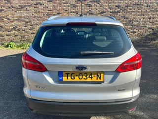 Ford Focus Ford Focus Wagon 1.0 EcoBoost ST Line Business - afbeelding nr 19