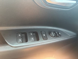 Kia Stonic Kia Stonic 1.0 T-GDi AUTOM. |GAR TOT 05-2028 | CLIMA | CRUISE CONTROL | NAV - afbeelding nr 15