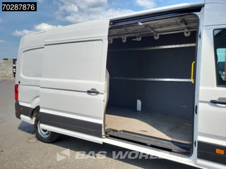 Volkswagen Crafter Volkswagen Crafter 140pk L4H3 Trekhaak Airco Cruise Camera Parkeersensoren Euro6 L3H2 15m3 Airco Cruise control - afbeelding nr 6
