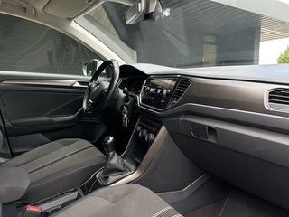 Volkswagen T-Roc Volkswagen T-Roc 1.0 TSI Style // led koplampen // trekhaak // - afbeelding nr 13