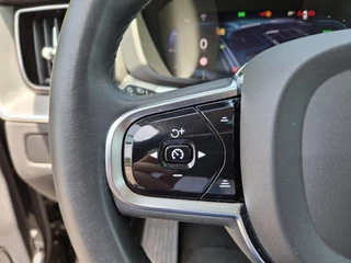 Volvo XC60 Volvo XC60 T8 Plug-in hybrid AWD Plus Bright | Harman/Kardon | 360 Camera | Trekhaak | ACC | Stoelverwarming | - afbeelding nr 18