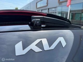 Kia Niro Kia Niro 1.6 GDi PHEV DynamicLine  / Plug-inn Hybride / volledig elektrisch rijden 65 km hierna Hybride aandrijving , Navi / Camera achter / Parkeerhulp rondom / Stoel & stuur verwarming /  fab garantie 7 jaar / 150.000km - afbeelding nr 16
