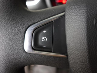 Renault Master Renault Master T33 2.3 dCi 135PK L2H2 Work Edition Airco Cruise Camera Navigatie Parkeersensoren Trekhaak - afbeelding nr 19