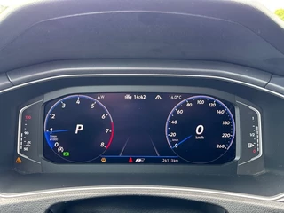 Volkswagen T-Roc Volkswagen T-Roc Cabrio 1.5 TSI DSG R-LINE NAVI/ACC/PDC/CARPLAY/STOELVERW - afbeelding nr 17