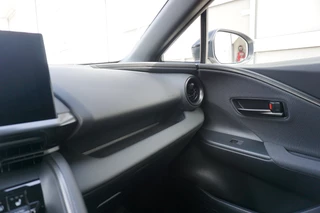 Toyota C-HR |Navi|Carplay|Stoel en stuurverwarming|Camera|PDC V+A|Elektrische a.klep| - afbeelding nr 22
