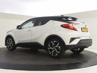 Toyota C-HR Toyota C-HR 1.8 Hybrid Dynamic Sport | JBL | Stoelverwarming - afbeelding nr 2