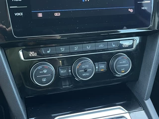 Volkswagen Passat Volkswagen Passat Variant 1.5 TSI Highline Business R | Navi | ACC | HUD | LED | Keyless | Virtual Cockpit | 18 inch - afbeelding nr 24