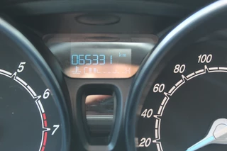 Ford Fiesta Ford Fiesta 1.0 Style Ultimate , 82pk Airco , Cruise control , Parkeersensoren V+A , Navigatie Bleutooth , LM velgen , LED dagrijverlichting - afbeelding nr 8
