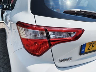Toyota Yaris Toyota Yaris 1.5 Hybrid Active | Cruise Control | Achteruitrijcamera | El. Cl - afbeelding nr 31