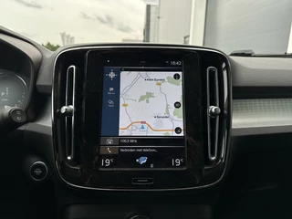 Volvo XC40 Volvo XC40 1.5 T4 Rech Inscr. M2022 NAVI PDC CAMERA LEDER LED VIRTUAL - afbeelding nr 14
