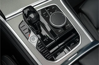 BMW 8 Serie BMW 8 Serie 840i Cabriolet M-Sport Technik Shadow M-Sport Stoel + Ventilatie Nekverw Soft Close 20