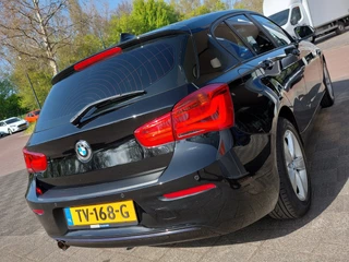BMW 1 Serie 118i 136pk Automaat Executive Sport-Line | Origineel NL | Navi | Clima | Cruise | Bluetooth Carkit+Streaming | Led Koplampen | Licht+Regensensor | Pdc | Mistlampen | Privacy Glass | 16''lm - afbeelding nr 43