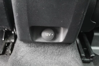 Ford Focus Climate control , Navigatie, Cruise control , Dodehoek detectie Voorruitverwarming , Camera , Trekhaak - afbeelding nr 34